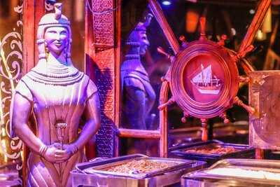 رحلة كليوباترا الشراعية