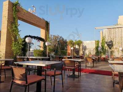 ‪shu Restaurant & Lounge‬