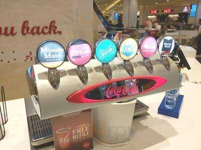 ‪freddy's Frozen Custard & Steakburgers‬