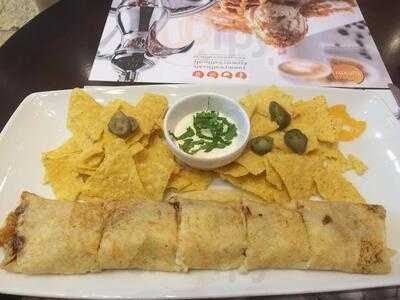 ‪yummy Waffle Cafe‬