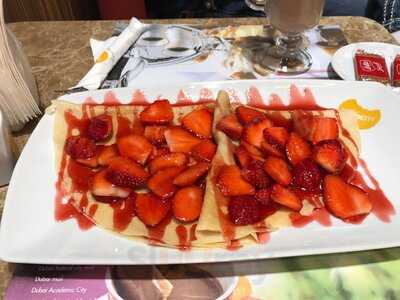 ‪yummy Waffle Cafe‬