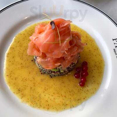 ‪paul Bakery & Restaurant‬