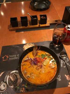 ‪house Of Noodles‬