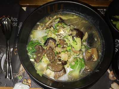 ‪house Of Noodles‬