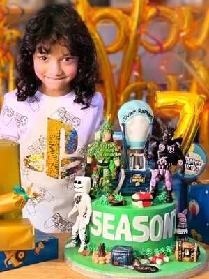 ‪sugaholic Bakeshop‬