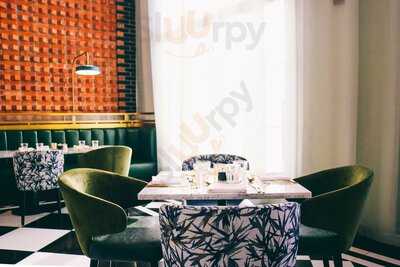 ‪mina's Kitchen‬