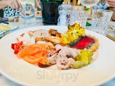 ‪mina's Kitchen‬