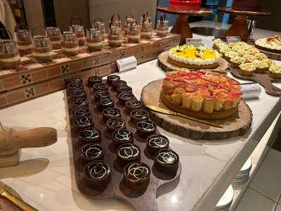 ‪mina's Kitchen‬