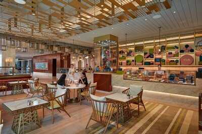 The Mandarin Cake Shop