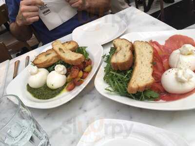 ‪800 Degrees Pizzeria‬