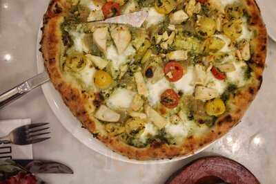 ‪800 Degrees Pizzeria‬