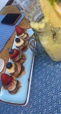 ‪the Food Square‬