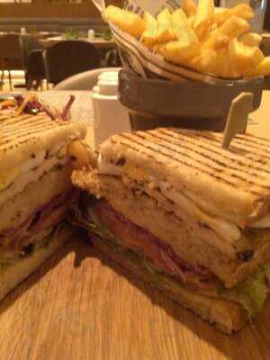 ‪the Garden Grille‬