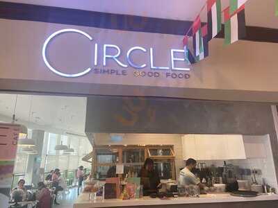 ‪circle Cafe‬