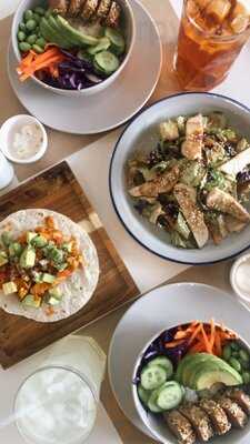 ‪fel California Cuisine‬