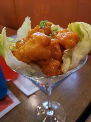 ‪moshi - Momo & Sushi‬