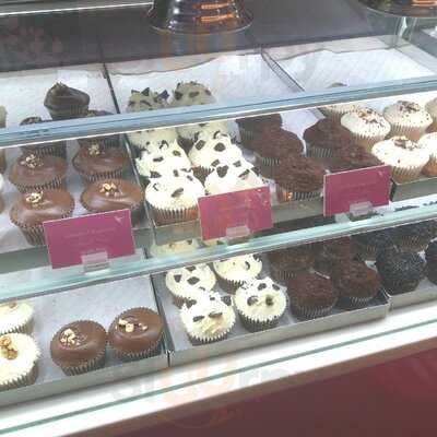 ‪hummingbird Bakery‬