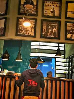 ‪tike The Beach‬