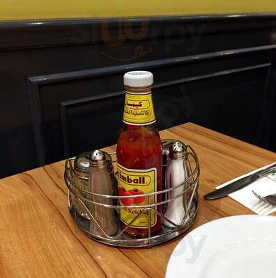 ‪the Pizza Company‬