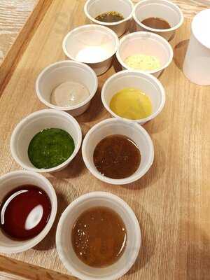 ‪enso Sushi Buritto & Poke Bar‬