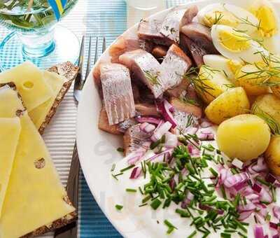 ‪smorrebrod Scandinavian Gourmet Shop‬