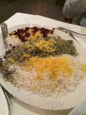 ‪niloo's Persian Cuisine‬