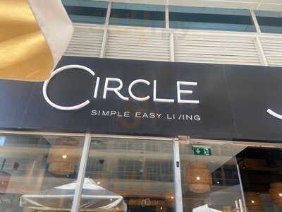 ‪circle Cafe‬