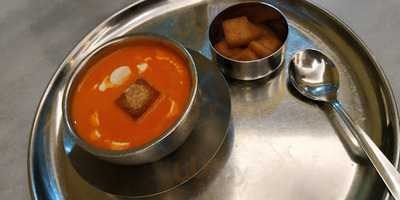 ‪vasantha Bhuvan‬