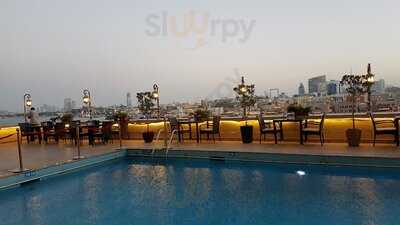 ‪la Terrace Pool Lounge‬