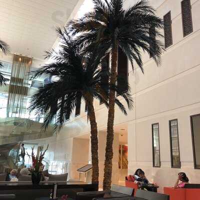 ‪the Lobby Lounge‬