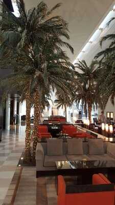 ‪the Lobby Lounge‬