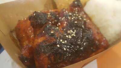 ‪max's All About Chicken (moe)‬