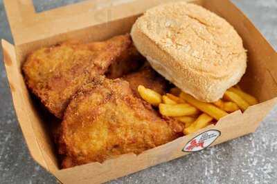 ‪max's All About Chicken (moe)‬