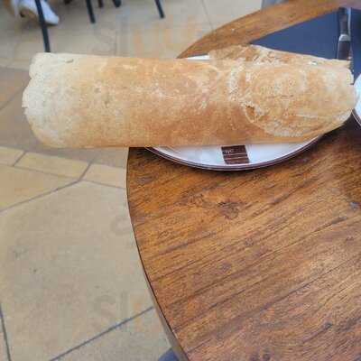 ‪al Siraj Al Wahaj Restaurant‬