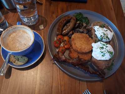 ‪bistro Restaurant‬