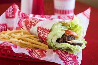 ‪freddy's Frozen Custard & Steakburgers‬