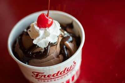 ‪freddy's Frozen Custard & Steakburgers‬