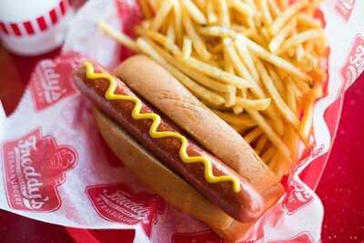 ‪freddy's Frozen Custard & Steakburgers‬