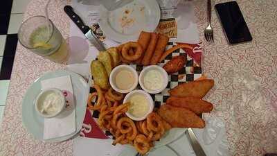 ‪bob's Easy Diner‬