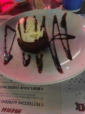 ‪bob's Easy Diner‬