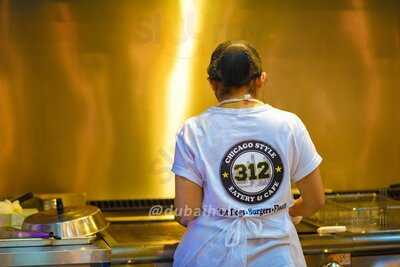 ‪312 Chicago Style Eatery & Cafe‬