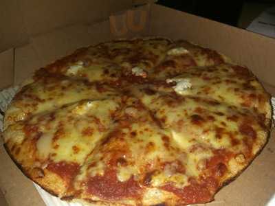 ‪canadian 2 For 1 Pizza‬