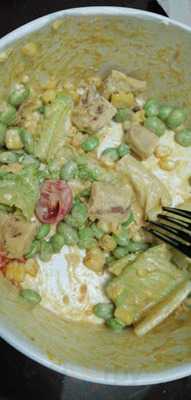 ‪chicks N' Friends‬