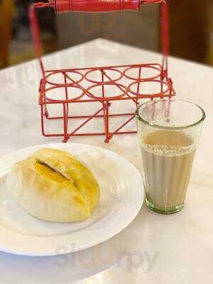 ‪cafe Funkie Town The Bombay Parsi Cafe‬