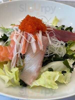 ‪sumo Sushi & Bento‬