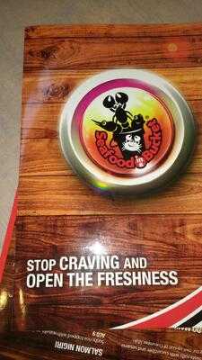 ‪seafood In A Bucket‬