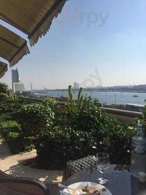 ‪apple Cafe & Restaurant‬