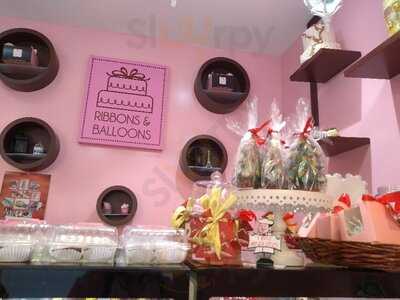 ‪ribbons & Balloons Bakery‬