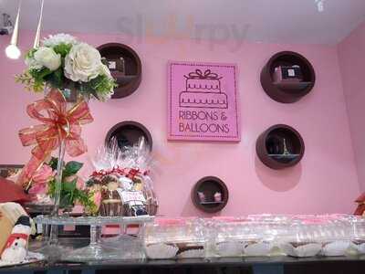 ‪ribbons & Balloons Bakery‬