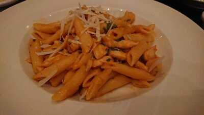 ‪the Press Club‬